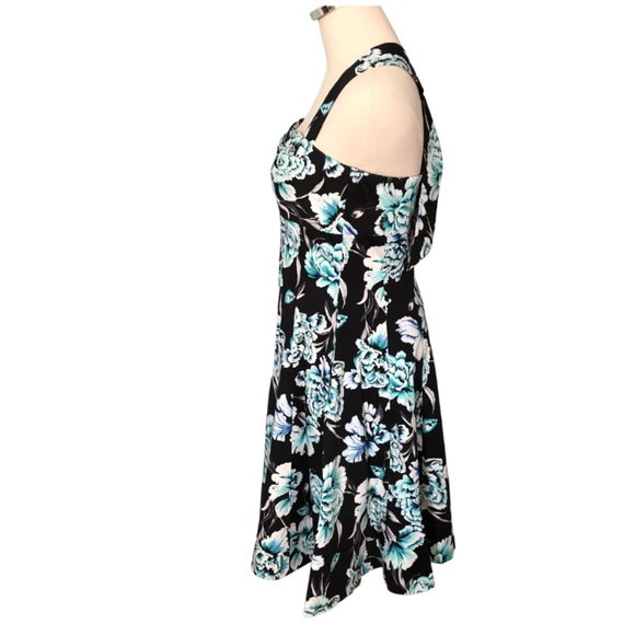 ❤️SOLD❤️HALTER DRESS BLACK, BLUES, TEALS FLOWER PRINT WITH SIDE SEAM POCKETS - Picture 5 of 14